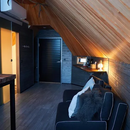 Resort Arctic Land Adventure Glass Igloos *