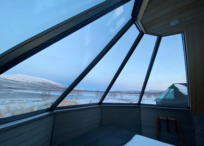 Arctic Land Adventure Glass Igloos אתר נופש קילפיסיארבי