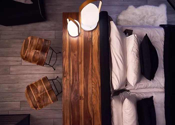 Arctic Land Adventure Glass Igloos *